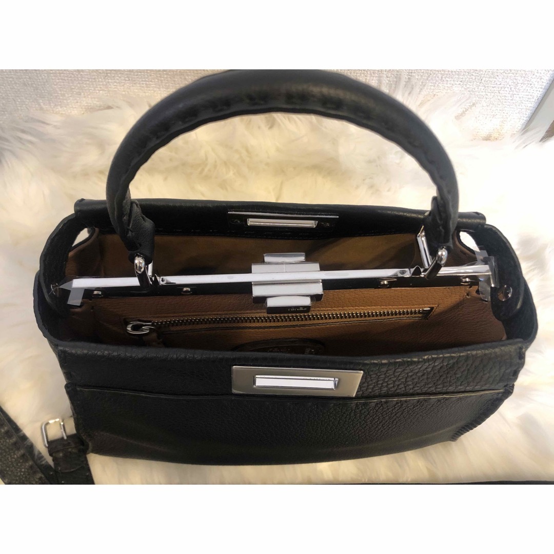 【新品】FENDI ピーカーブー　セレリア　ミディアム