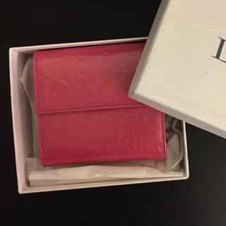 ディオール(Dior)の新品未使用 ⭐️ dior エナメル ピンク 二つ折り 財布(財布)