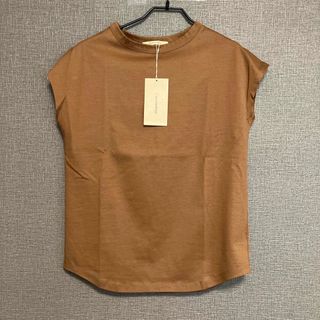 カレンソロジー(Curensology)の新品タグ付き☆ Curensologyカレンソロジーノースリーブプルオーバー(Tシャツ(半袖/袖なし))