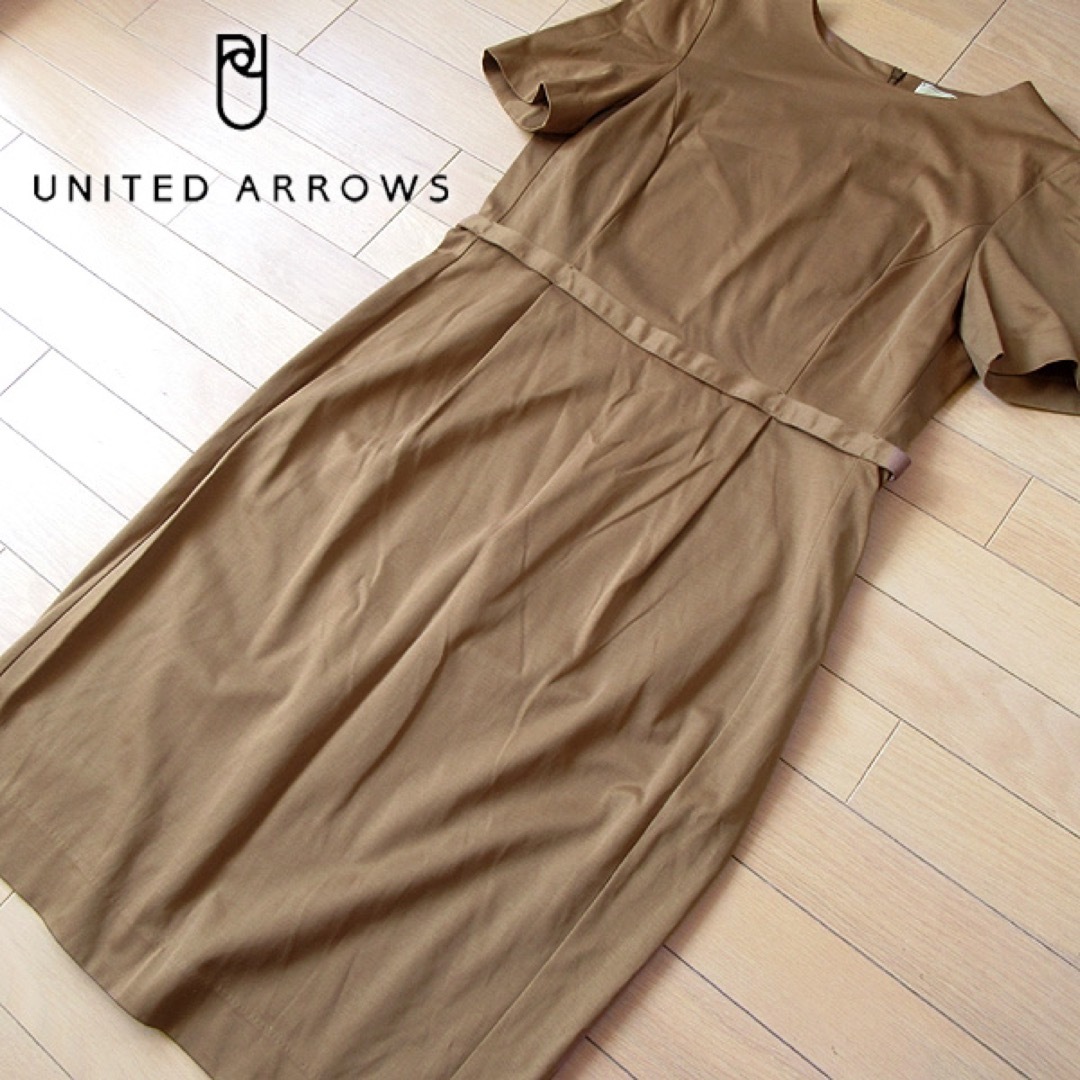 UNITED ARROWS(ユナイテッドアローズ)の美品 40(L位) ユナイテッドアローズ ワンピース ブラウン レディースのワンピース(ひざ丈ワンピース)の商品写真