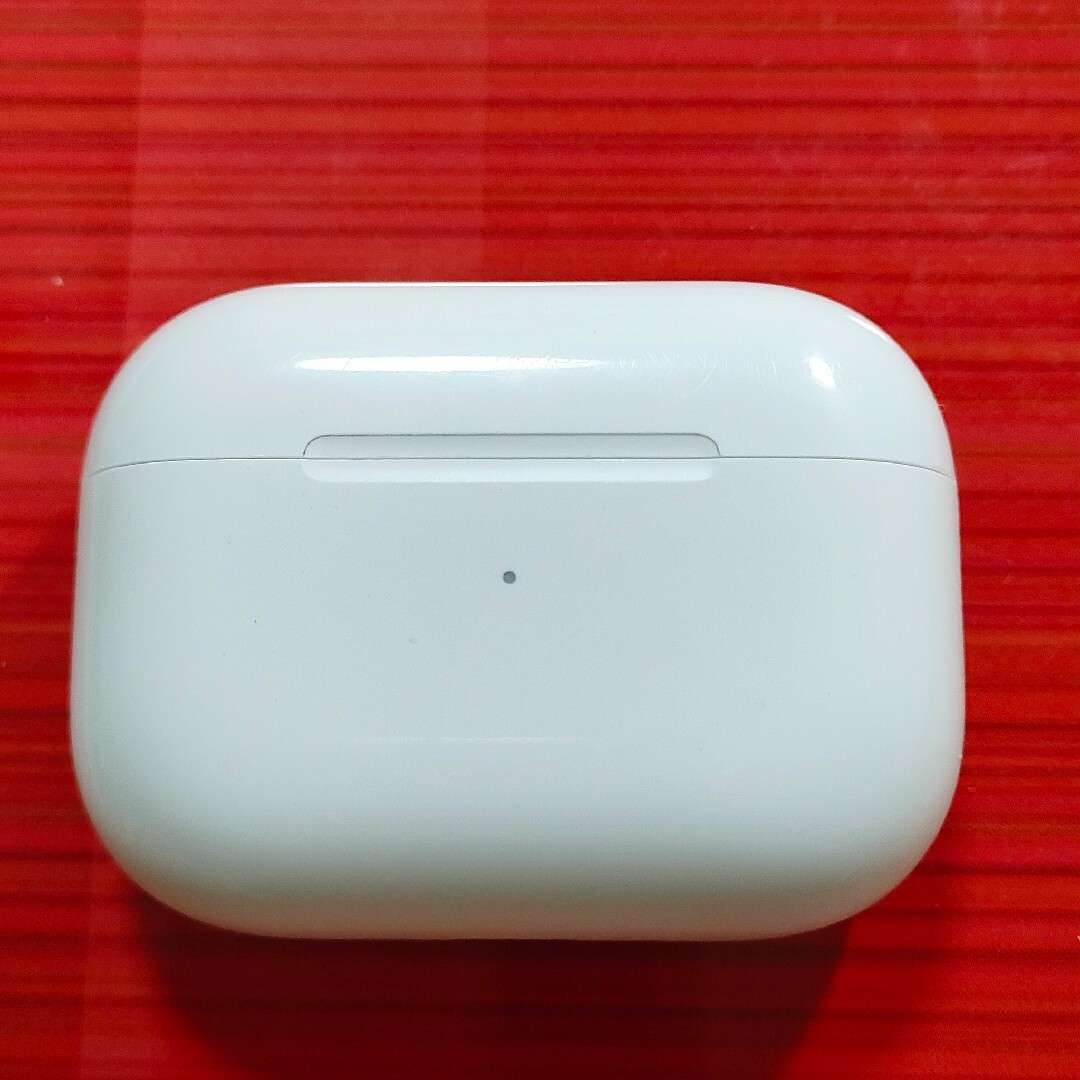 Apple AirPods Pro 充電ケースのみ 252