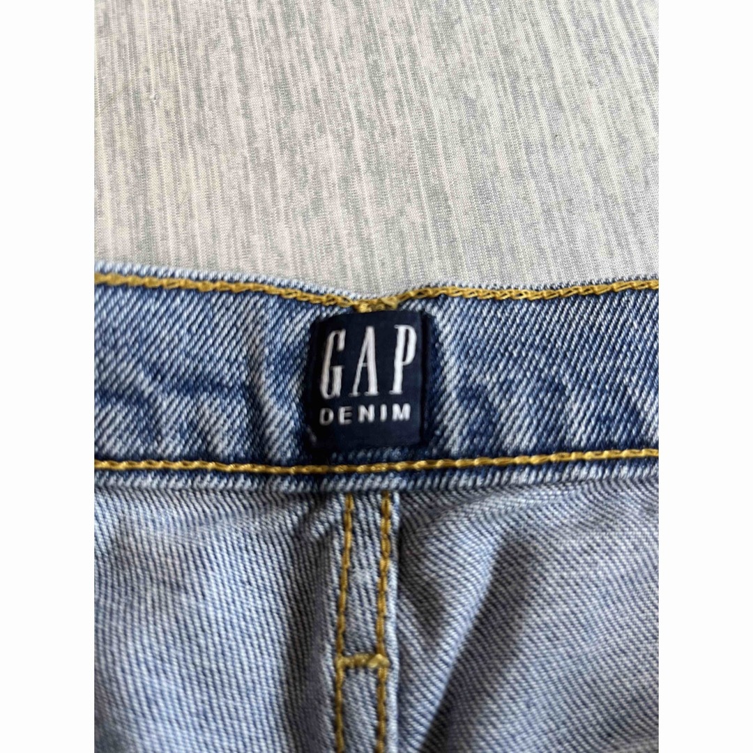 GAP(ギャップ)のGAP ダメージデニムパンツ　レディース レディースのパンツ(デニム/ジーンズ)の商品写真