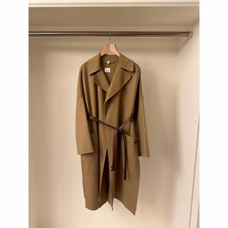 バーバリー(BURBERRY)のバーバリー　コート　ベージュ　新品未使用　ベルト付き(その他)