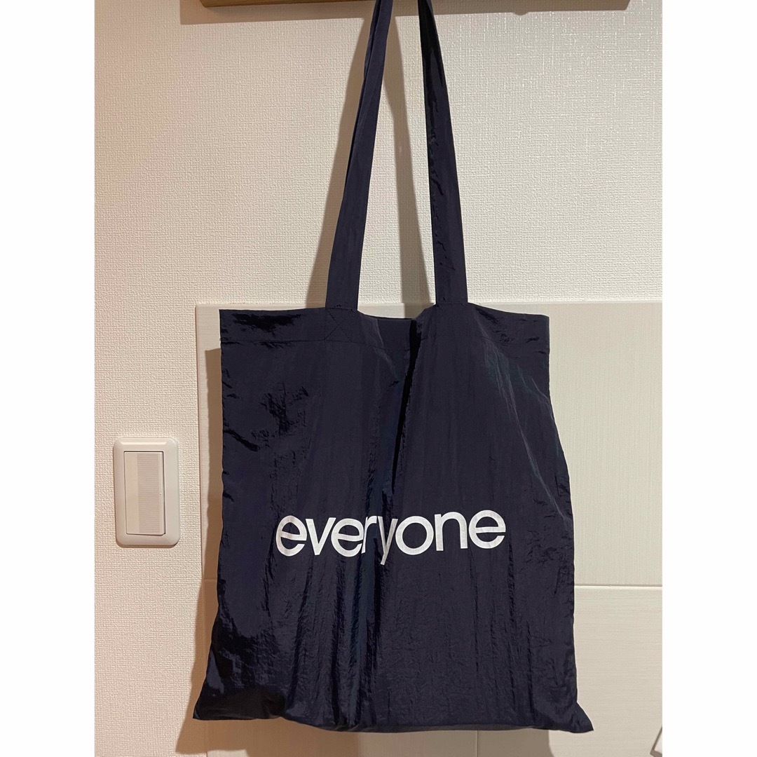 everyone nylon logo tote bag (NAVY) - トートバッグ