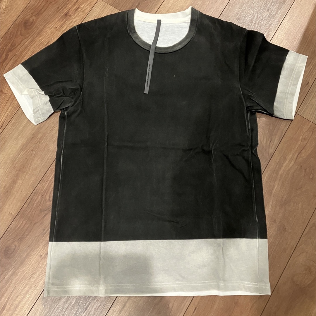KAZUYUKI KUMAGAI ATTACHMENT(カズユキクマガイアタッチメント)のスプレー染Tシャツ　アタッチメント メンズのトップス(Tシャツ/カットソー(半袖/袖なし))の商品写真
