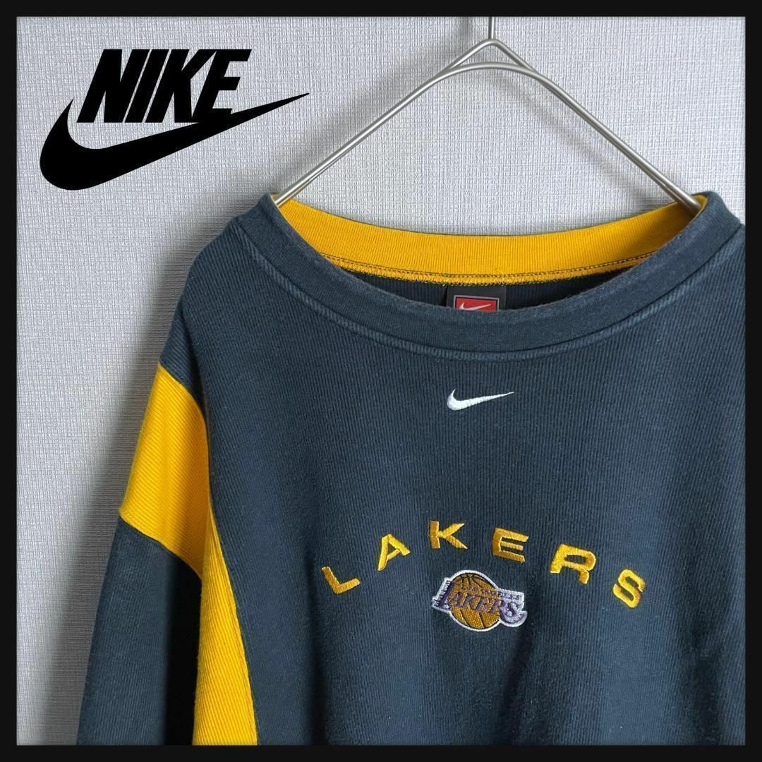 大人気レトロ☆レイカーズ】ナイキ センター刺繍 NBA スウェット