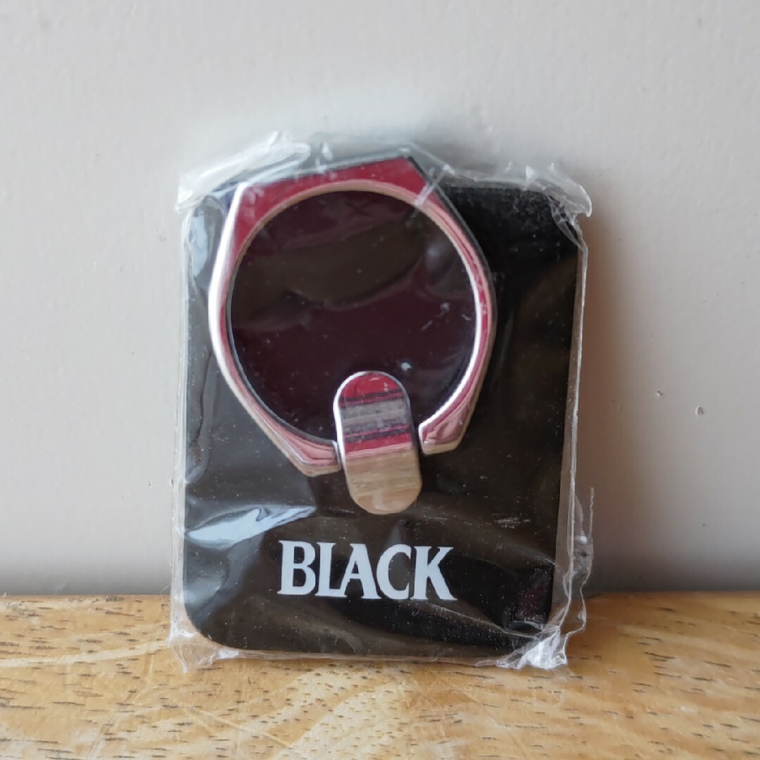 未使用　UCC『BLACK』　スマホリング♡黒　ノベルティ　缶コーヒーおまけ スマホ/家電/カメラのスマホアクセサリー(その他)の商品写真