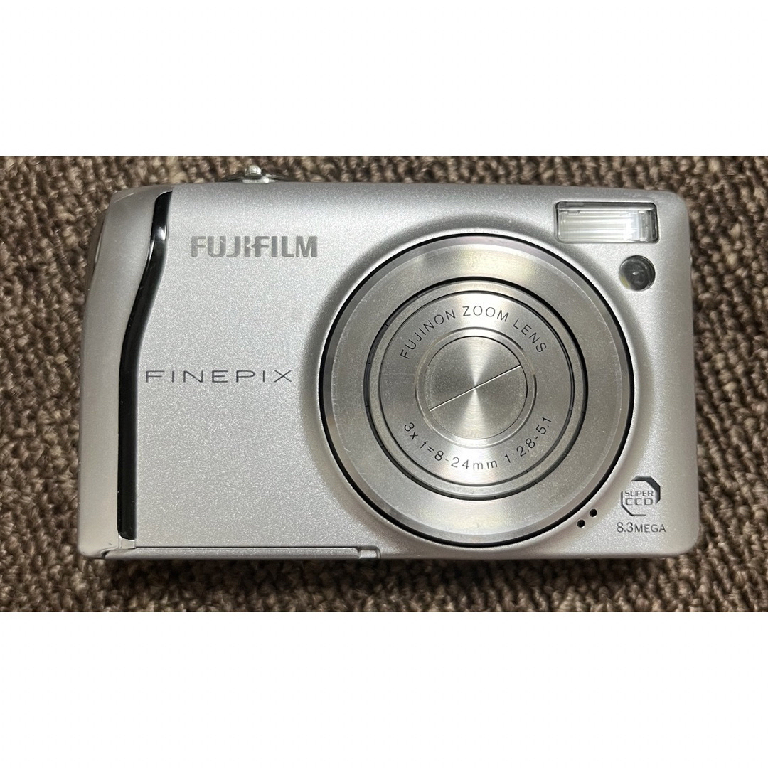 富士フイルム(フジフイルム)のFUJIFILMカメラ スマホ/家電/カメラのカメラ(コンパクトデジタルカメラ)の商品写真