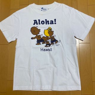 スヌーピー(SNOOPY)のハワイ限定 日焼けスヌーピー Tシャツ SURF'S UP PEANUTS(Tシャツ/カットソー(半袖/袖なし))