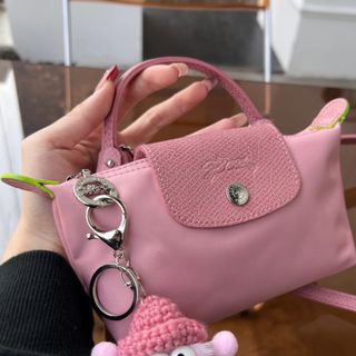 LONGCHAMP - 新品未使用 longchamp ロンシャン ハンドル付きポーチの ... 新品未使用 ロンシャン LONGCHAMP レディース ポーチXS ベージュ
