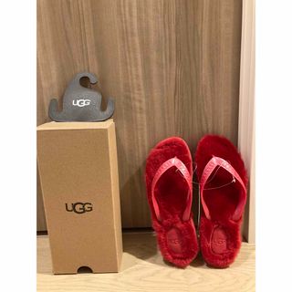 アグ(UGG)の新品UGG ムートンビーチサンダルRED(ビーチサンダル)