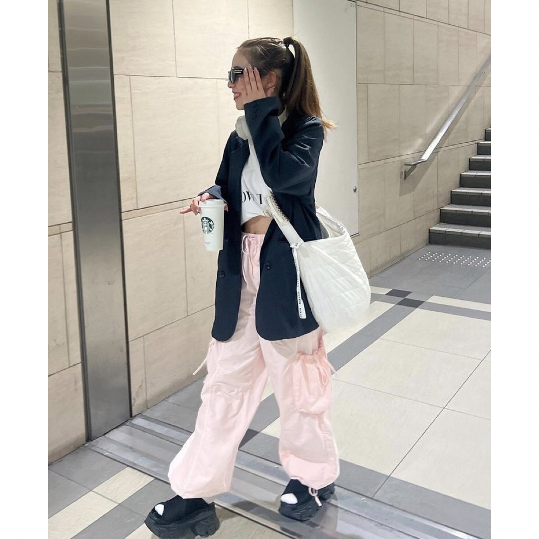 ZARA パラシュートパンツ ライトピンク
