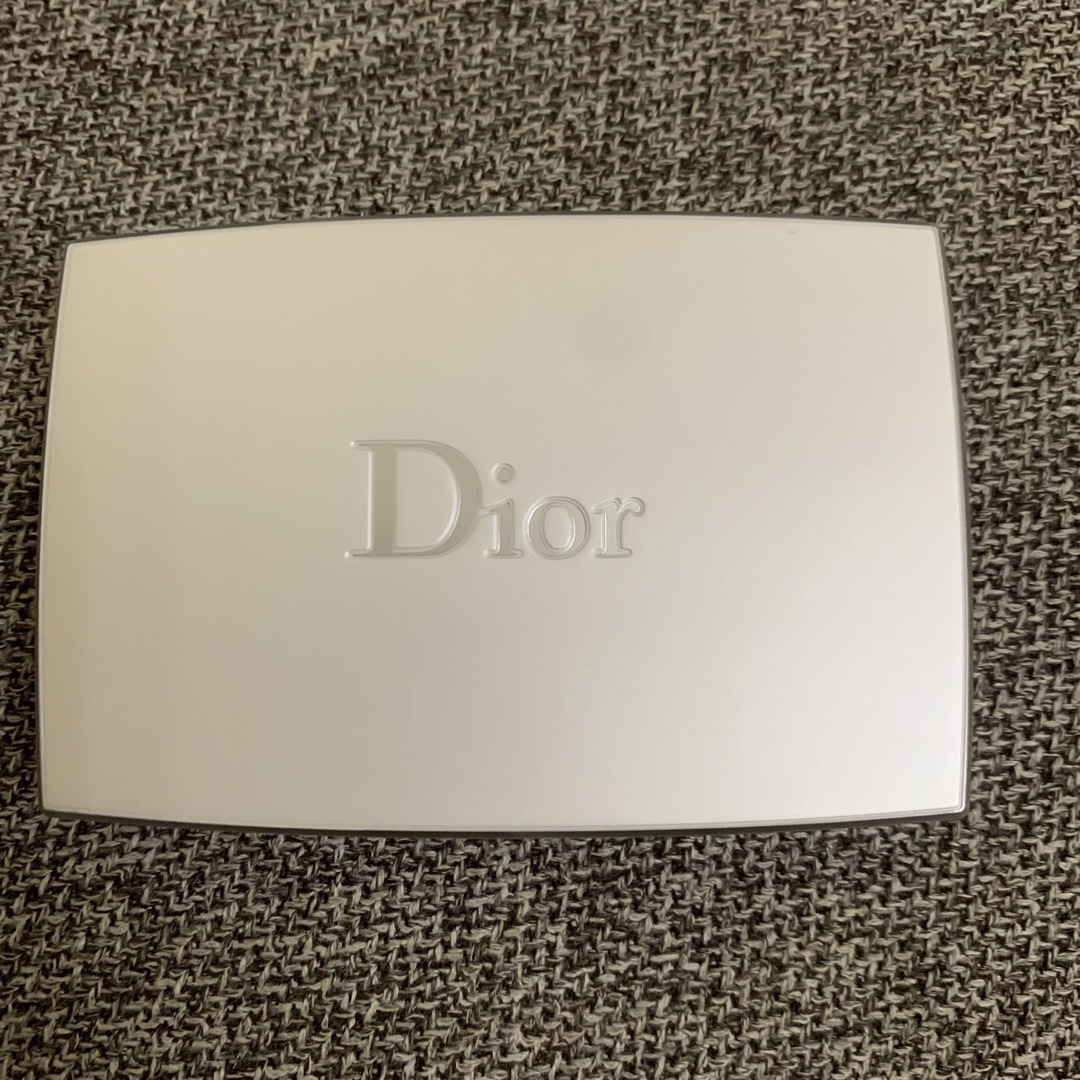 Dior ファンデーション ほぼ新品