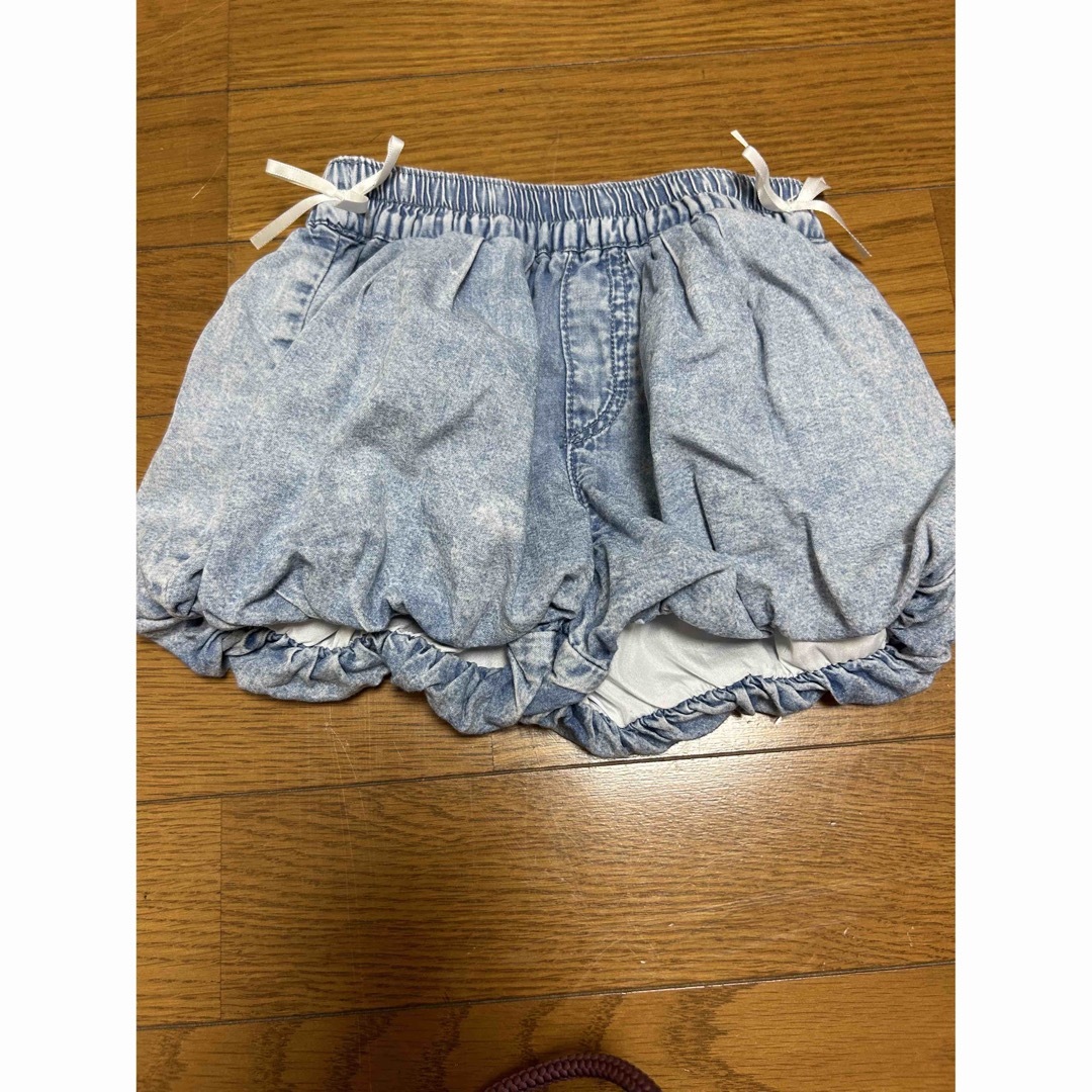 西松屋(ニシマツヤ)のベビー女の子パンツ（90） キッズ/ベビー/マタニティのキッズ服女の子用(90cm~)(パンツ/スパッツ)の商品写真