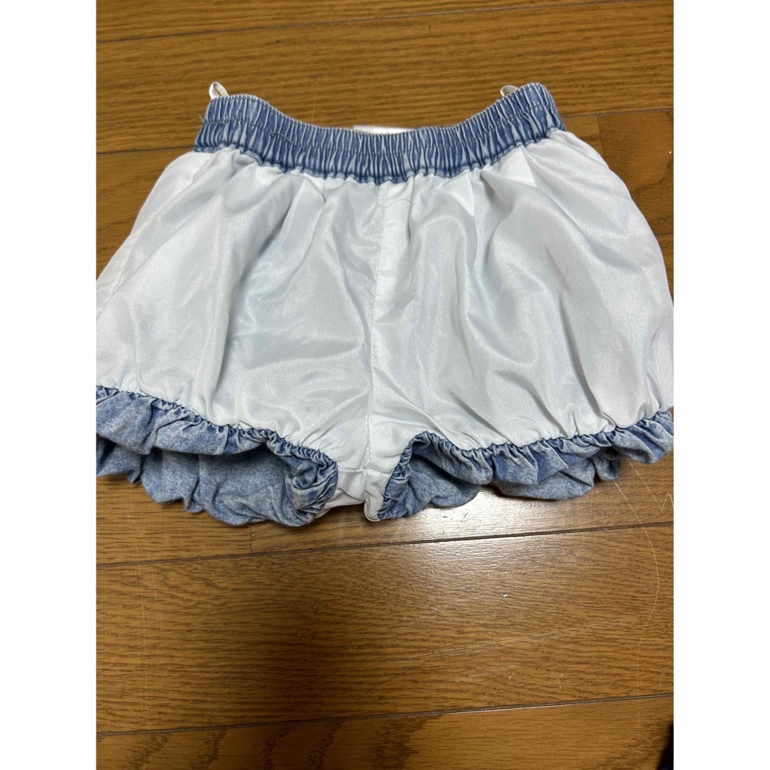 西松屋(ニシマツヤ)のベビー女の子パンツ（90） キッズ/ベビー/マタニティのキッズ服女の子用(90cm~)(パンツ/スパッツ)の商品写真