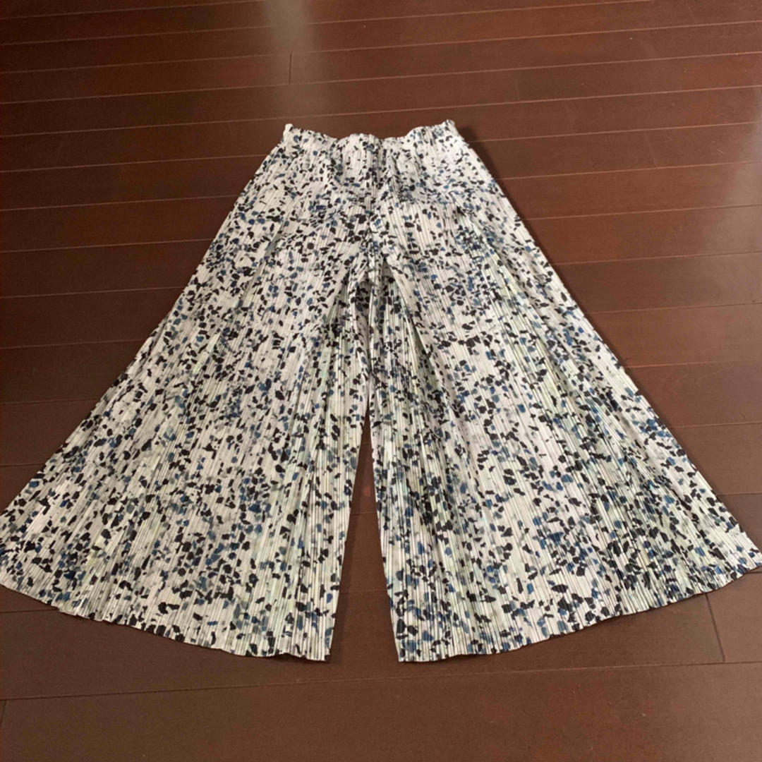 PLEATS PLEASE ISSEY MIYAKE - 未使用品プリーツプリーズスカート見え