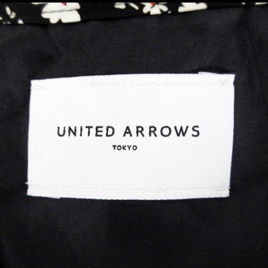 UNITED ARROWS(ユナイテッドアローズ)のユナイテッドアローズ スカート フレア ロング 薄手 花柄 36 黒 白 レディースのスカート(ロングスカート)の商品写真