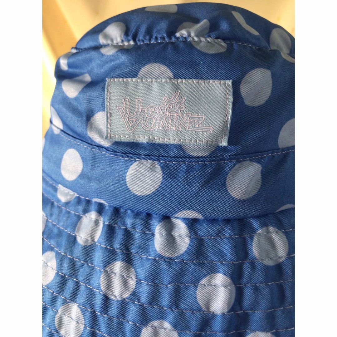 新品　紫外線カット帽子　ブルー　水玉　花 キッズ/ベビー/マタニティのこども用ファッション小物(帽子)の商品写真