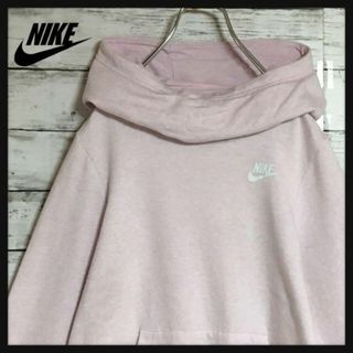 ナイキ(NIKE)の【希少カラー】ナイキ☆ロゴ入りハイネックパーカー　裏起毛　薄手　ピンク　H135(パーカー)