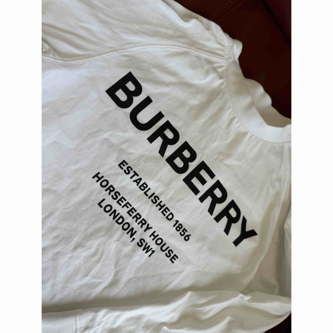 BURBERRY(バーバリー)のBurberry バーバリー 長袖　ロゴ　コットン　8Y キッズ/ベビー/マタニティのキッズ服女の子用(90cm~)(Tシャツ/カットソー)の商品写真