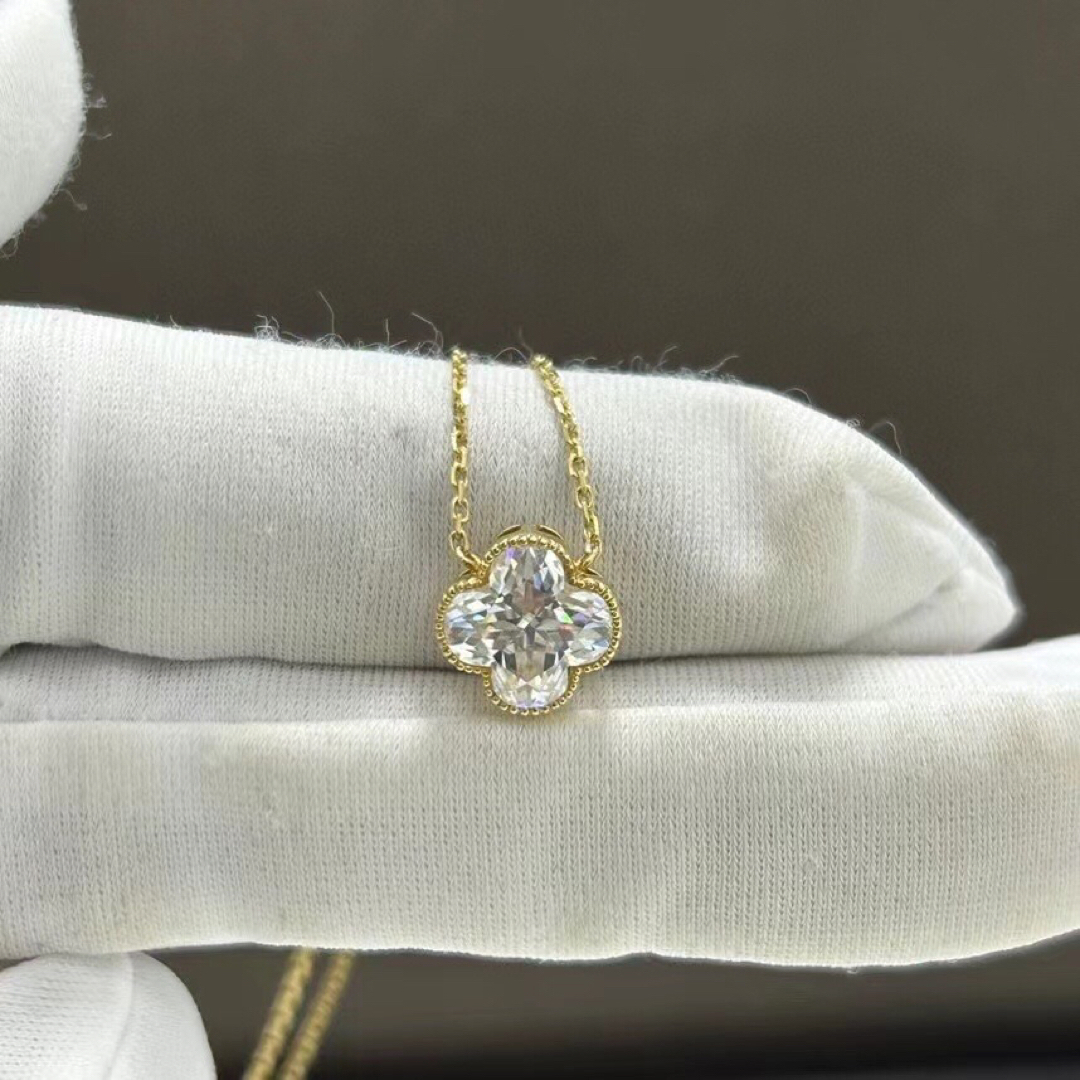 newカラー】2ct ハートモアサナイト ネックレス k18の通販 by Rui|ラクマ
