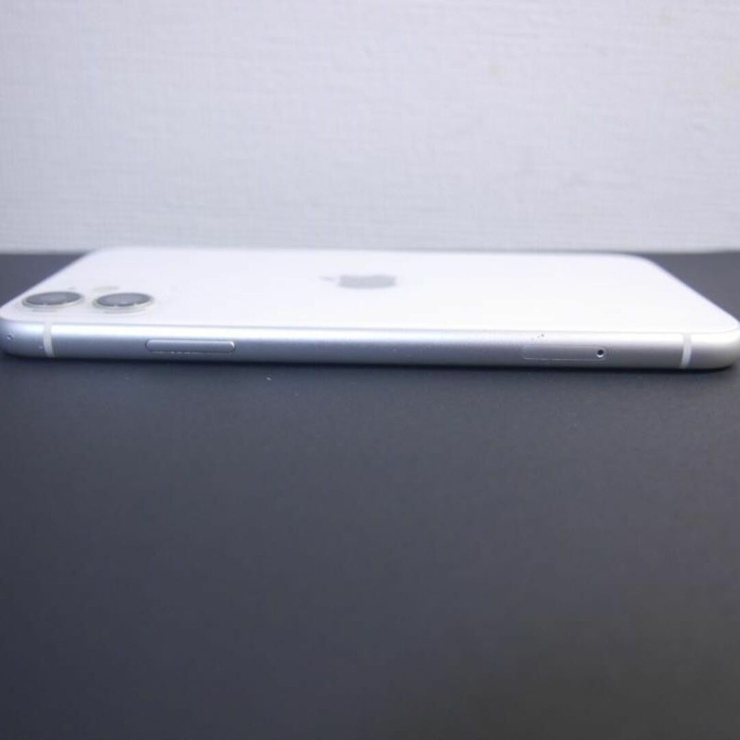 iPhone11 ホワイト 64GB バッテリー82% iPhone11 ホワイト 64GB バッテリー82%