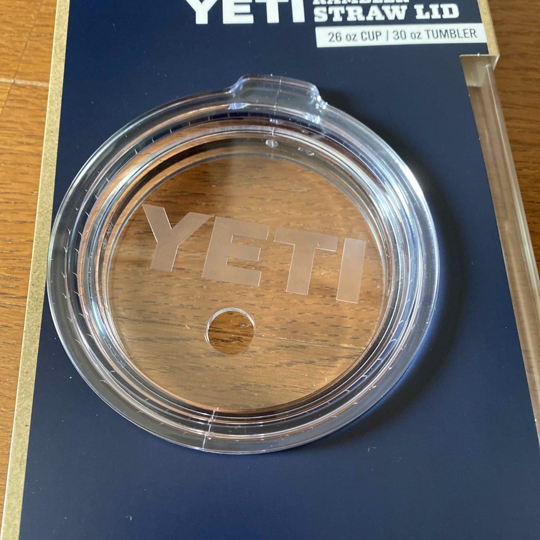 YETI(イエティ)の【新品未使用】YETI RAMBLER STRAW LID スポーツ/アウトドアのアウトドア(食器)の商品写真