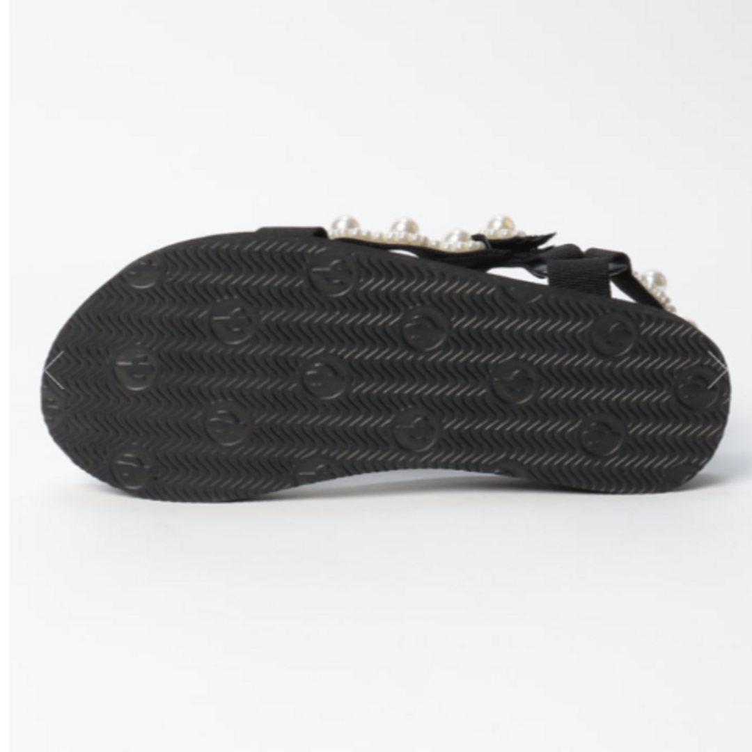 UNITED ARROWS(ユナイテッドアローズ)の【7/25迄限定値下げ】アリゾナラブ　 PEARL SANDAL　パールサンダ レディースの靴/シューズ(サンダル)の商品写真