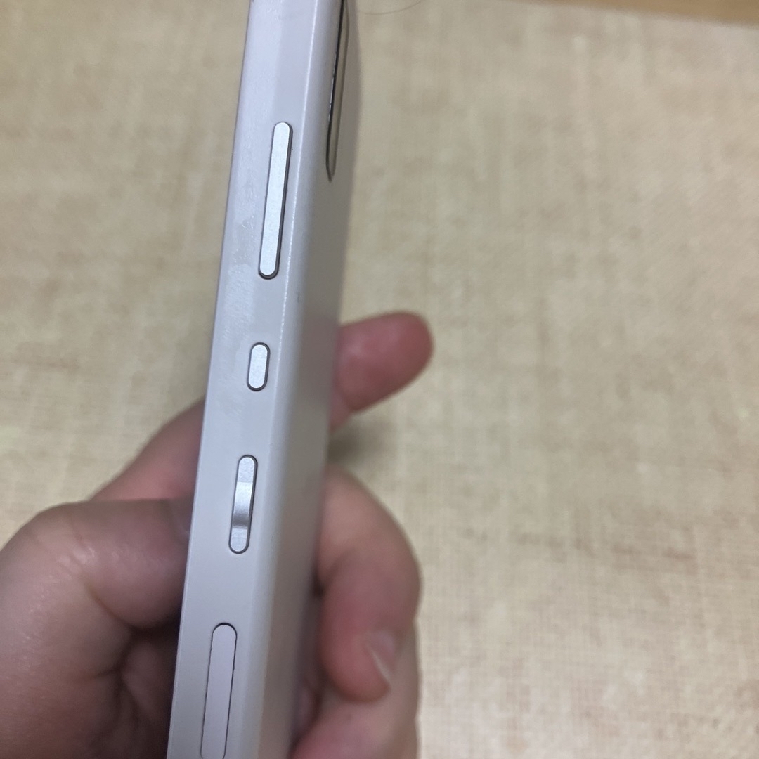 SHARP   AQUOS  SHG06   アイボリー　初期化済み 3