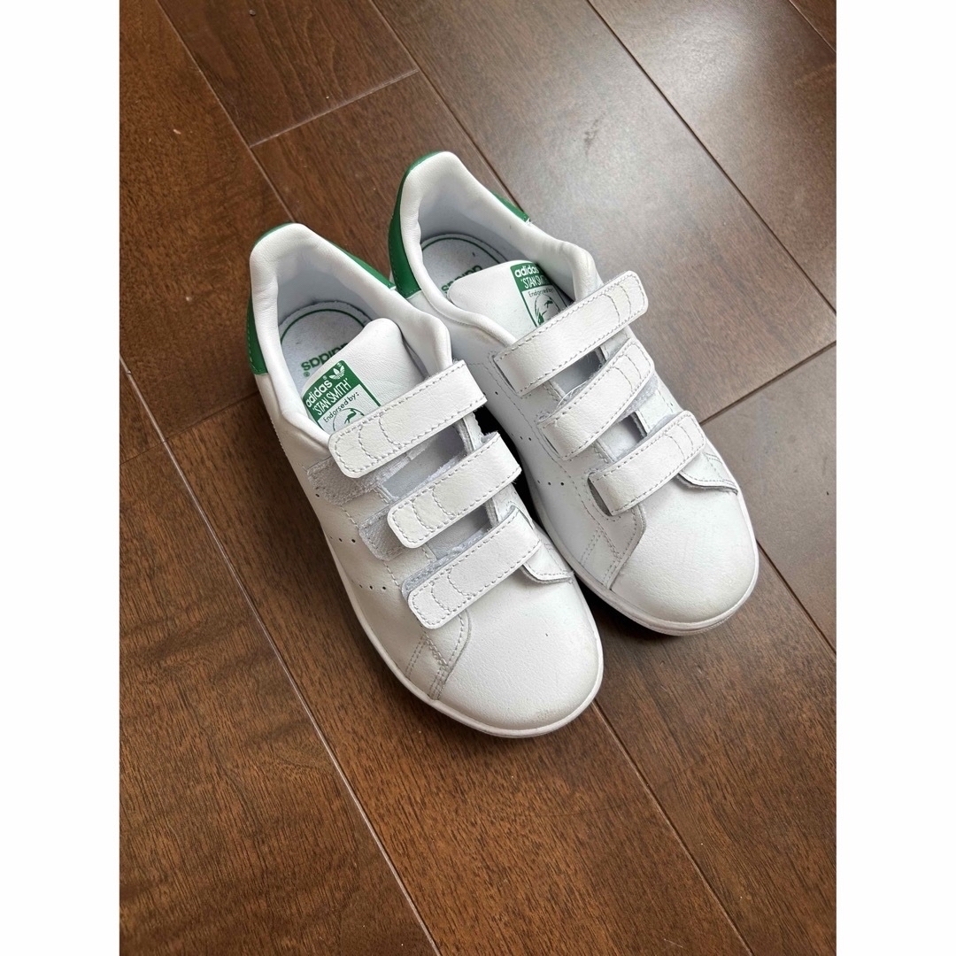 STANSMITH（adidas）(スタンスミス)のstan smith 19cm  キッズスニーカー キッズ/ベビー/マタニティのキッズ靴/シューズ(15cm~)(スニーカー)の商品写真