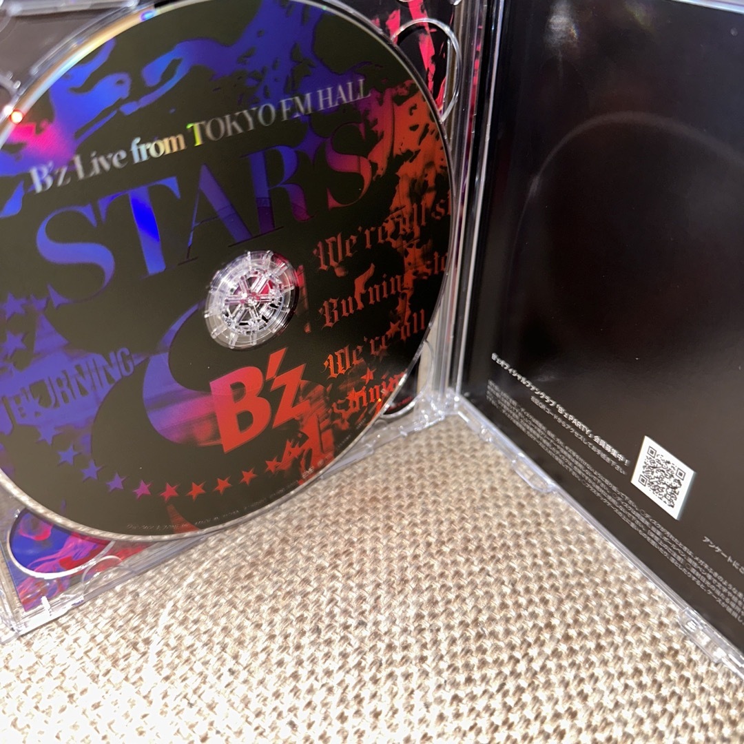 B'z「STARS」 ［初回限定盤］ (CD+DVD）