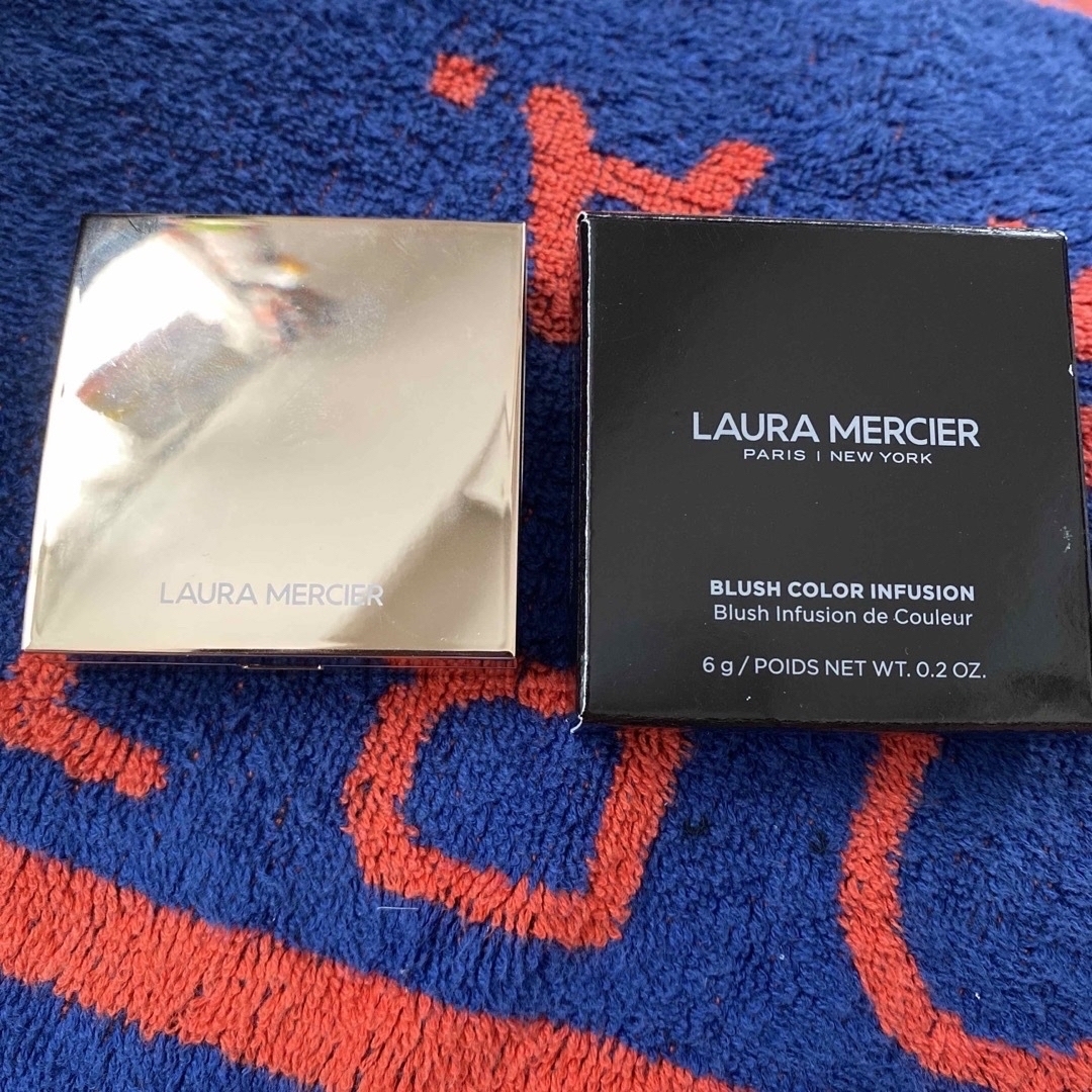 laura mercier(ローラメルシエ)のローラメルシエ  ブラッシュカラーインフュージョン　R1  コスメ/美容のベースメイク/化粧品(チーク)の商品写真