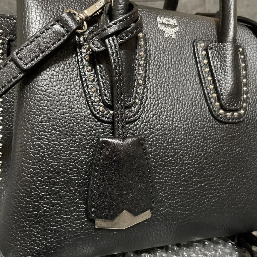 MCM レア　スタッズ　ミラ　2way ショルダー　バッグ　美品 4