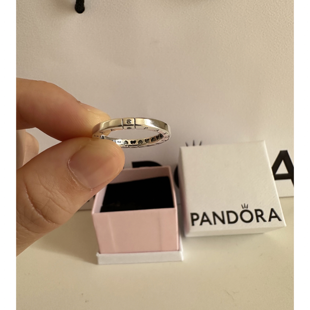 PANDORA(パンドラ)のロゴ＆ハートリング レディースのアクセサリー(リング(指輪))の商品写真