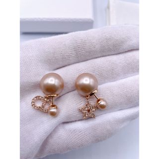 Christian Dior ピアス　14K ゴールド　ギフト　プレゼントディオール