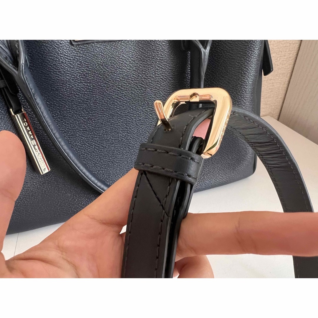 TOMMY HILFIGER - TOMMY HILFIGER バッグの通販 by 売り切りたいです