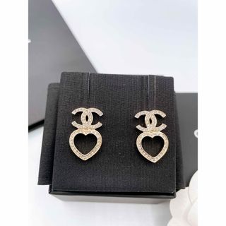 シャネル 新作 ピアスの通販 100点以上 | CHANELのレディースを買う