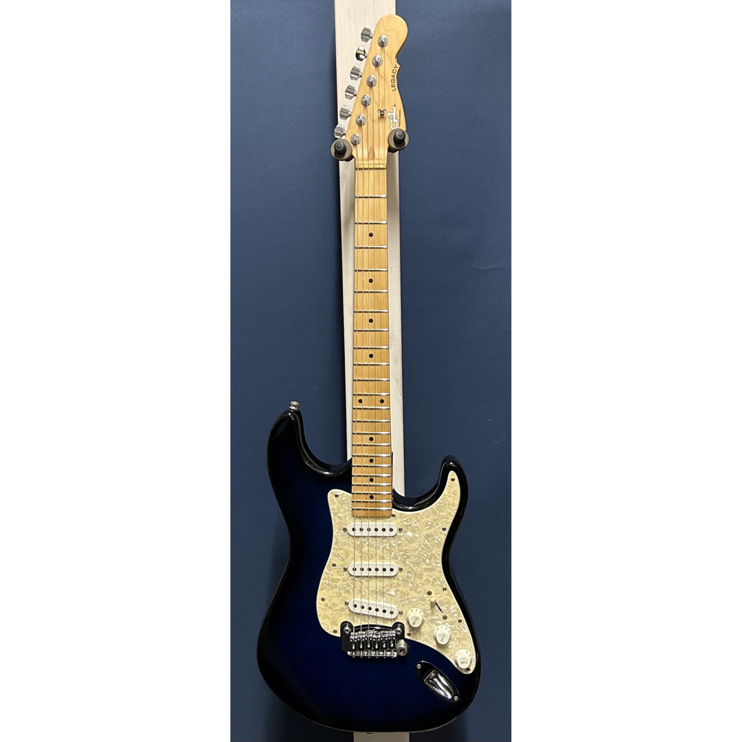 G&L Tribute Series Legacy Blueburst ストラト