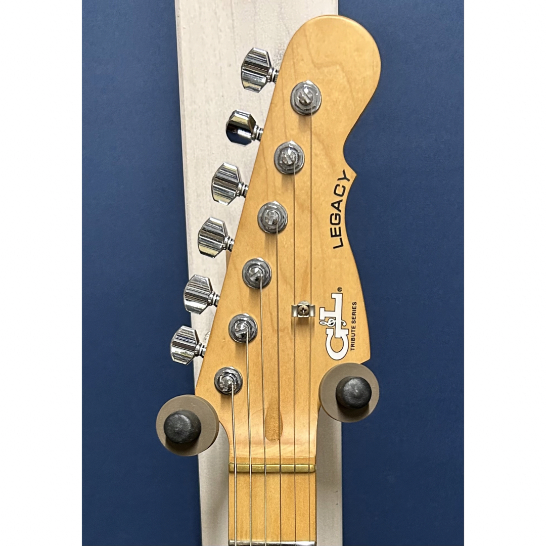 G&L Tribute Series Legacy Blueburst ストラト