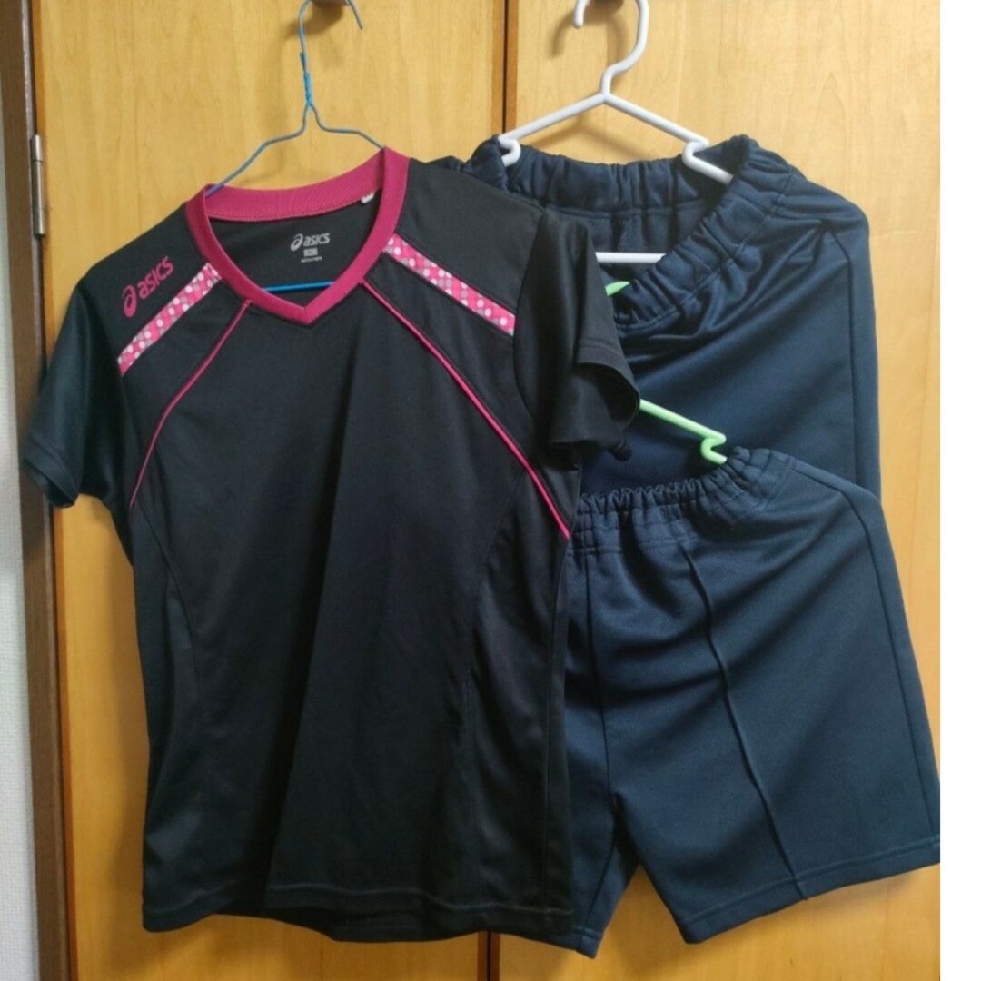 asics(アシックス)のasics 半袖 Tシャツ 短パン 上下セット 体操着 150 M キッズ/ベビー/マタニティのキッズ服女の子用(90cm~)(Tシャツ/カットソー)の商品写真