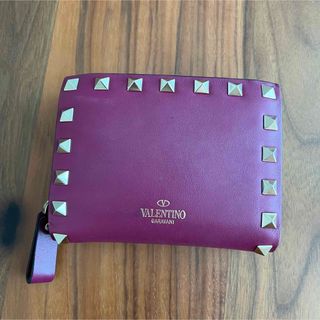 ヴァレンティノ(VALENTINO)のバレンティノ　財布　折りたたみ財布(財布)