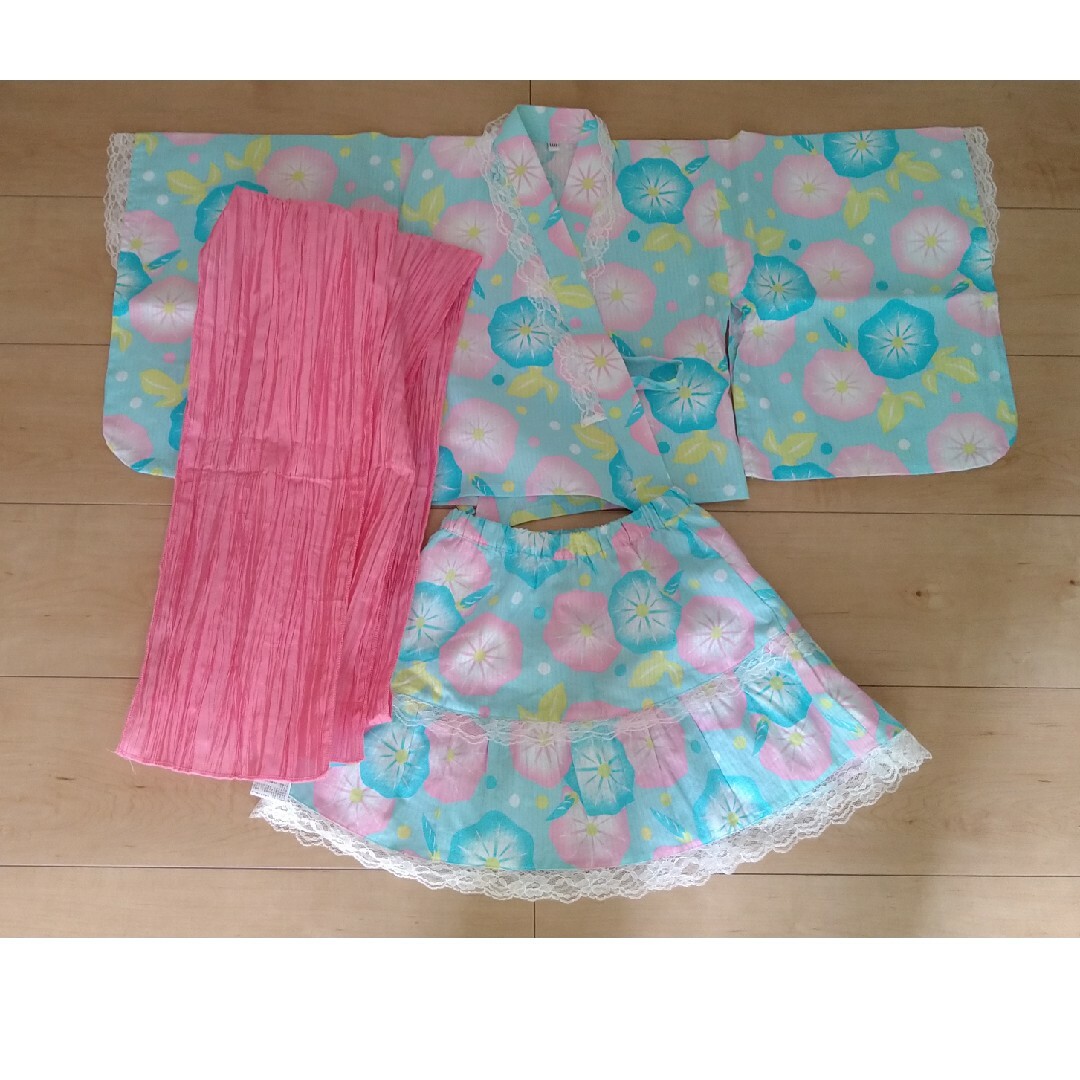 子ども浴衣(上下セパレート 110cm) キッズ/ベビー/マタニティのキッズ服女の子用(90cm~)(甚平/浴衣)の商品写真