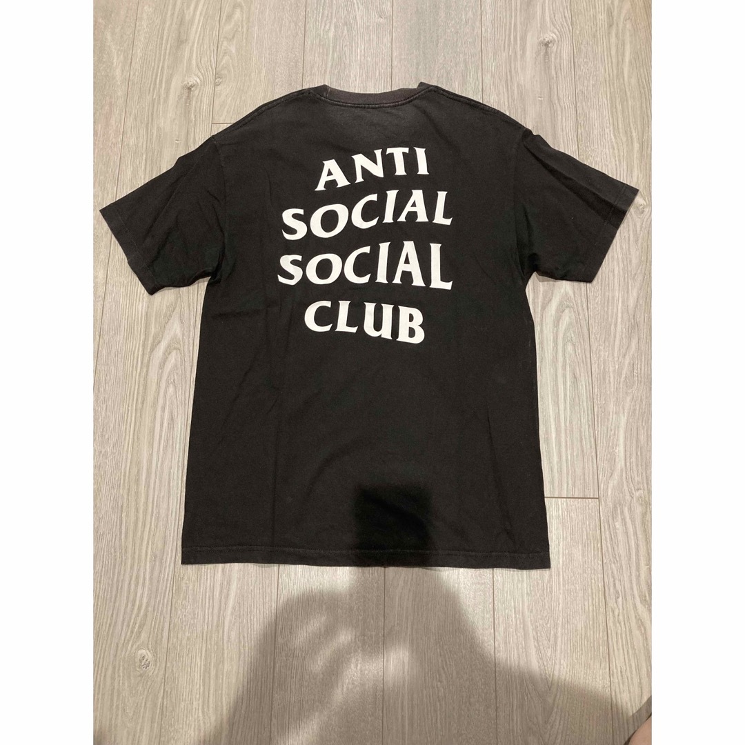 ANTI SOCIAL SOCIAL CLUB(アンチソーシャルソーシャルクラブ)のANTI SOCIAL SOCIAL CLUB Tシャツ メンズのトップス(Tシャツ/カットソー(半袖/袖なし))の商品写真
