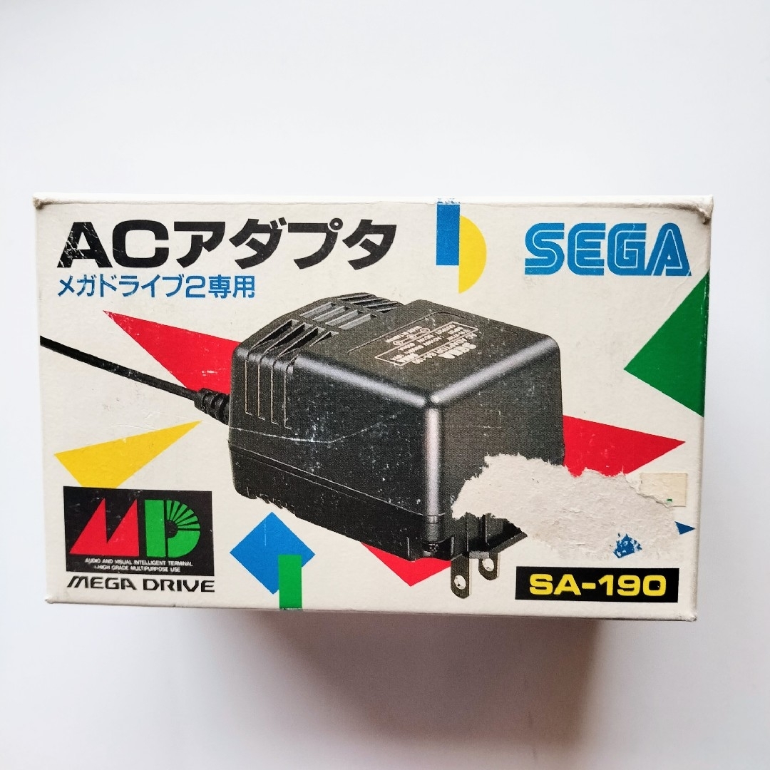 SEGA(セガ)のメガドライブ2 MD2 専用ACアダプター SEGA SA-190 セガ エンタメ/ホビーのゲームソフト/ゲーム機本体(その他)の商品写真