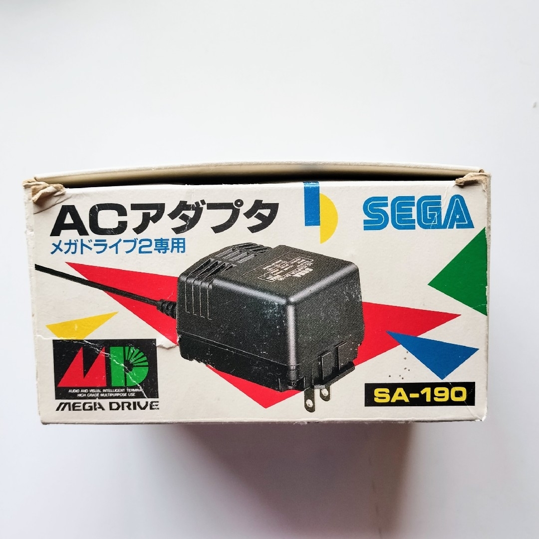 SEGA(セガ)のメガドライブ2 MD2 専用ACアダプター SEGA SA-190 セガ エンタメ/ホビーのゲームソフト/ゲーム機本体(その他)の商品写真