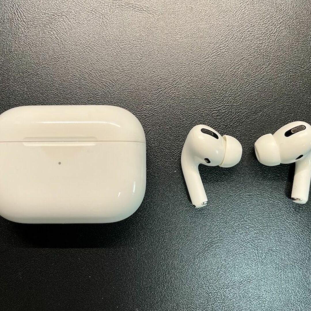 Apple AirPods Pro MWP22J/A A2084 レザーケース付 Apple AirPods Pro MWP22J/A A2084 レザーケース付