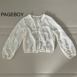 ページボーイ(PAGEBOY)の【PAGEBOY】シースルートップス　刺繍トップス(シャツ/ブラウス(長袖/七分))