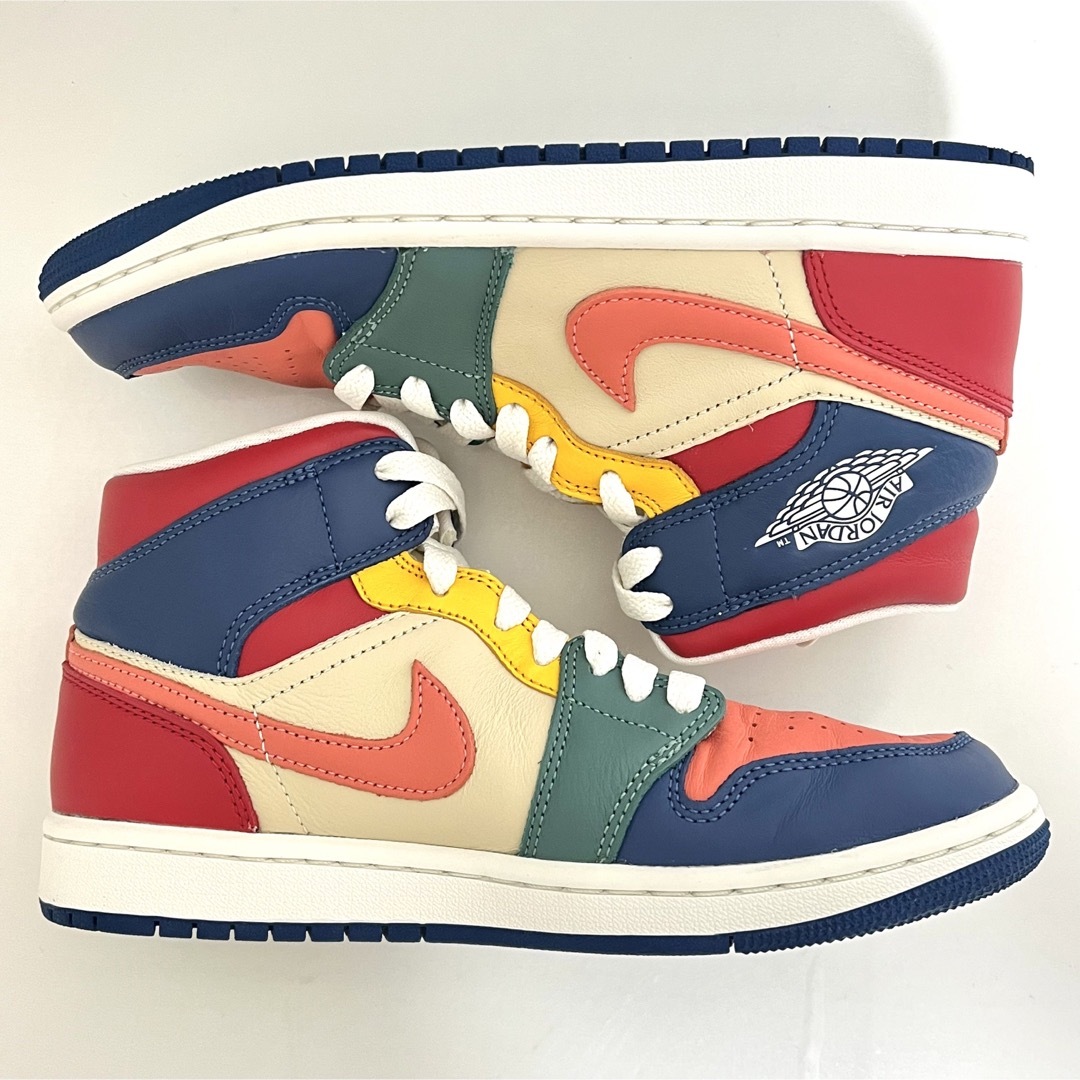 Jordan Brand（NIKE）(ジョーダン)のNIKE AIR JORDAN 1MID Multi-Color 24cm レディースの靴/シューズ(スニーカー)の商品写真