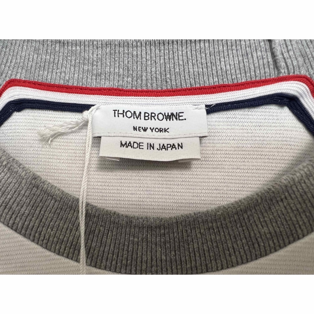 THOM BROWNE(トムブラウン)の【新品　タグ付き】　THOM BROWNE レディースのワンピース(ひざ丈ワンピース)の商品写真