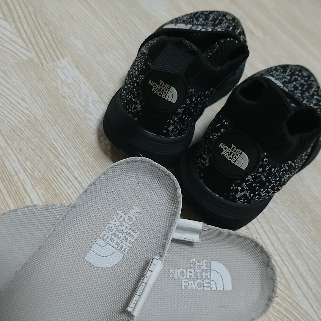 THE NORTH FACE(ザノースフェイス)のノースフェイス キッズ スニーカー 靴 14cm キッズ/ベビー/マタニティのベビー靴/シューズ(~14cm)(スニーカー)の商品写真